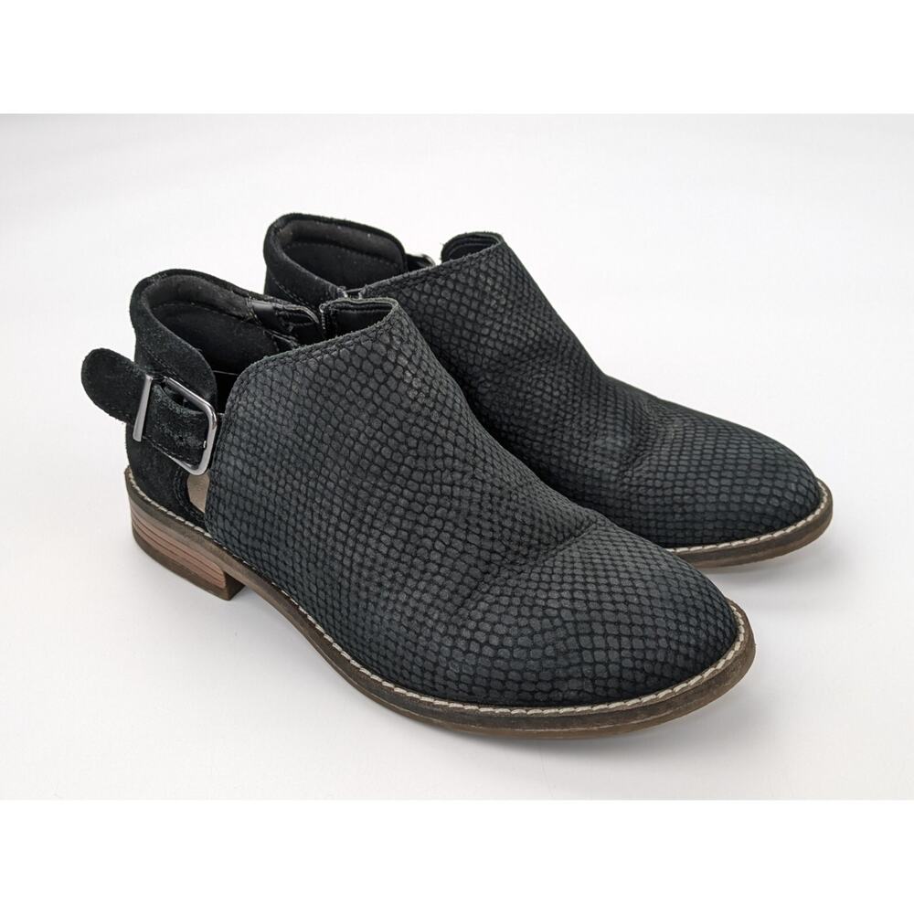 Clarks Camzin Angie Black Snake Skin Pattern Ankle Boot/Bootie Shoes Size 6